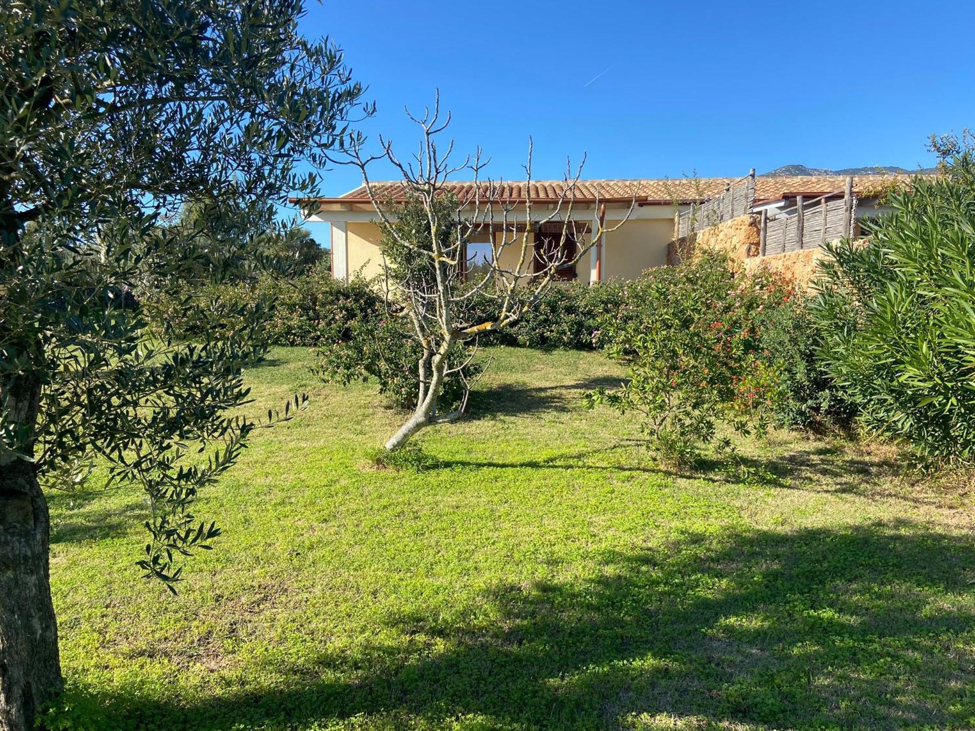 Villa Aratha Orosei Exterior photo